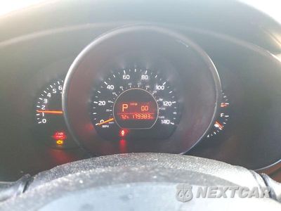 Zdjęcie 9 z 12 samochodu: 2014 KIA SOUL VIN:KNDJP3A59E7066685 - miniatura