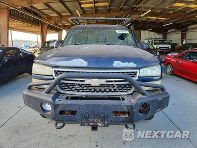 Piąte zdjęcie samochodu w środku: 2005 CHEVROLET SILVERADO K2500 HEAVY DUTY VIN:1GCHK23205F820153 - miniatura