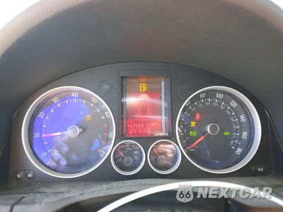 Zdjęcie 9 z 12 samochodu: 2009 VOLKSWAGEN GTI VIN:WVWHV91K59W136143 - miniatura