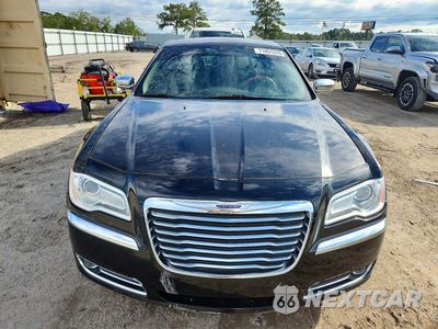 Piąte zdjęcie samochodu w środku: 2013 CHRYSLER 300C VIN:2C3CCAET5DH585144 - miniatura