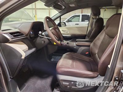 Zdjęcie 7 z 14 samochodu: 2023 TOYOTA SIENNA PLATINUM 7-PASSENGER VIN:5TDESKFC3PS087123 - miniatura