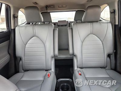 Zdjęcie 10 z 13 samochodu: 2022 TOYOTA HIGHLANDER XLE VIN:5TDGZRAH9NS121661 - miniatura