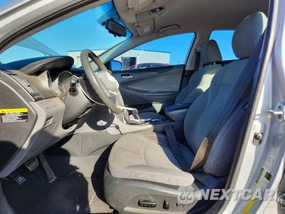 Zdjęcie 7 z 12 samochodu: 2014 HYUNDAI SONATA GLS VIN:5NPEB4ACXEH941241 - miniatura