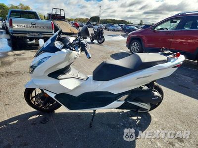 Trzecie zdjęcie samochodu z tyłu: 2022 HONDA WW150 A VIN:RLHKF4719NY100376 - miniatura