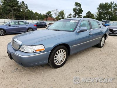 2004 LINCOLN TOWN CAR EXECUTIVE 1LNHM81W14Y682317 - główne zdjęcie licytacji z USA - miniatura