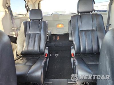 Zdjęcie 10 z 13 samochodu: 2016 CHRYSLER TOWN & COUNTRY TOURING L VIN:2C4RC1CG1GR150003 - miniatura