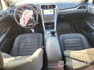Zdjęcie 8 z 12 samochodu: 2020 FORD FUSION SE VIN:3FA6P0HD1LR135897 - miniatura