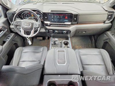 Zdjęcie 8 z 13 samochodu: 2022 GMC SIERRA K1500 SLT VIN:3GTUUDED7NG590144 - miniatura