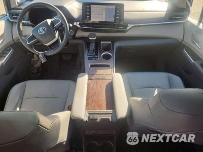 Zdjęcie 8 z 13 samochodu: 2023 TOYOTA SIENNA XLE VIN:5TDJSKFC3PS099514 - miniatura