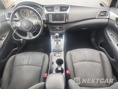 Zdjęcie 8 z 13 samochodu: 2019 NISSAN SENTRA SR VIN:3N1AB7AP1KY315078 - miniatura