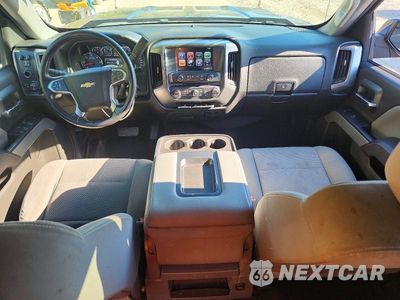 Zdjęcie 8 z 12 samochodu: 2017 CHEVROLET SILVERADO K1500 LT VIN:3GCUKREC9HG424559 - miniatura