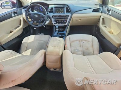 Zdjęcie 8 z 12 samochodu: 2016 HYUNDAI SONATA SE VIN:5NPE24AFXGH411770 - miniatura