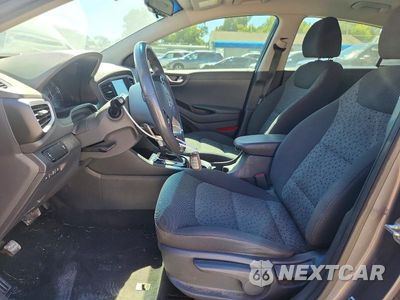 Zdjęcie 7 z 12 samochodu: 2019 HYUNDAI IONIQ PLUG-IN HYBRID BASE VIN:KMHC65LD5KU154704 - miniatura