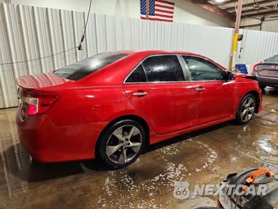 Trzecie zdjęcie samochodu z tyłu: 2014 TOYOTA CAMRY SE SPORT VIN:4T1BF1FK3EU727635 - miniatura