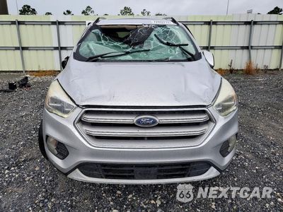 Piąte zdjęcie samochodu w środku: 2019 FORD ESCAPE TITANIUM VIN:1FMCU0J97KUB95889 - miniatura