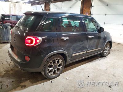 Trzecie zdjęcie samochodu z tyłu: 2014 FIAT 500L TREKKING VIN:ZFBCFADHXEZ007688 - miniatura