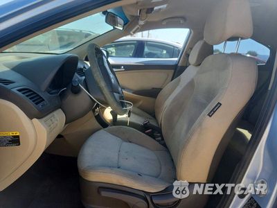 Zdjęcie 7 z 12 samochodu: 2013 HYUNDAI ACCENT GLS VIN:KMHCT4AE7DU312364 - miniatura