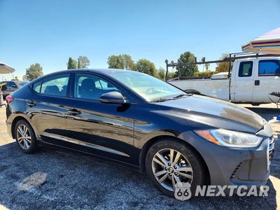 Czwarte zdjęcie samochodu z boku: 2018 HYUNDAI ELANTRA SEL VIN:5NPD84LF5JH268015 - miniatura