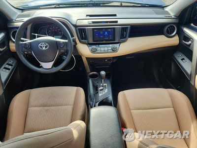 Zdjęcie 8 z 14 samochodu: 2015 TOYOTA RAV4 XLE VIN:2T3WFREV9FW193688 - miniatura