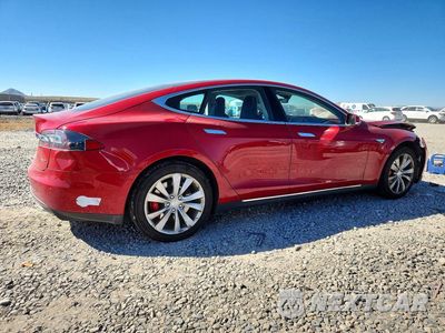 Trzecie zdjęcie samochodu z tyłu: 2015 TESLA MODEL S VIN:5YJSA1E47FF118855 - miniatura