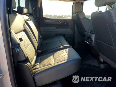 Zdjęcie 10 z 12 samochodu: 2026 CHEVROLET SILVERADO K1500 ZR2 VIN:3GCUKHEL0TG417888 - miniatura