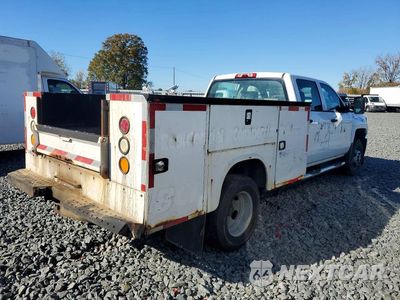 Trzecie zdjęcie samochodu z tyłu: 2015 CHEVROLET SILVERADO K3500 VIN:1GB4KYC81FF115115 - miniatura