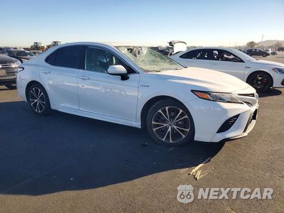 Czwarte zdjęcie samochodu z boku: 2020 TOYOTA CAMRY SE VIN:4T1G31AK2LU009643 - miniatura