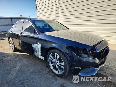 Czwarte zdjęcie samochodu z boku: 2016 MERCEDES-BENZ C 300 VIN:55SWF4JB7GU126107 - miniatura