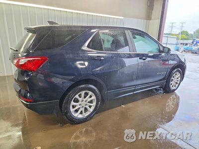 Trzecie zdjęcie samochodu z tyłu: 2021 CHEVROLET EQUINOX LT VIN:3GNAXUEV5MS102931 - miniatura