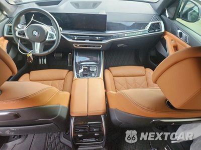 Zdjęcie 8 z 13 samochodu: 2024 BMW X7 XDRIVE40I VIN:5UX23EM07R9V96478 - miniatura
