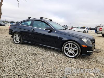Czwarte zdjęcie samochodu z boku: 2013 MERCEDES-BENZ C 250 VIN:WDDGJ4HB4DG084044 - miniatura