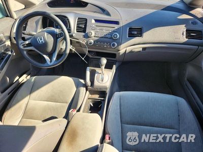 Zdjęcie 8 z 13 samochodu: 2010 HONDA CIVIC LX VIN:2HGFA1F50AH309448 - miniatura