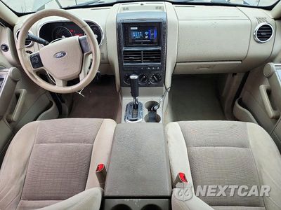 Zdjęcie 8 z 13 samochodu: 2006 FORD EXPLORER XLT VIN:1FMEU73E26UB44916 - miniatura