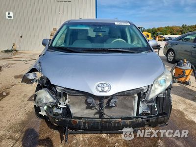 Piąte zdjęcie samochodu w środku: 2013 TOYOTA SIENNA LE VIN:5TDKK3DC0DS296925 - miniatura