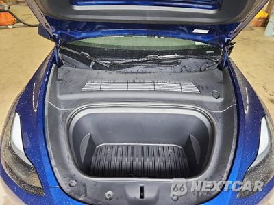 Zdjęcie 12 z 13 samochodu: 2024 TESLA MODEL Y VIN:7SAYGDEE2RA215372 - miniatura