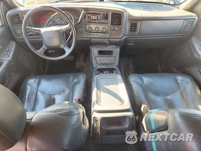 Zdjęcie 8 z 12 samochodu: 2002 CHEVROLET AVALANCHE VIN:3GNEK13TX2G239136 - miniatura