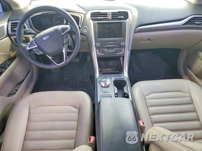 Zdjęcie 8 z 12 samochodu: 2019 FORD FUSION SEL VIN:3FA6P0CD7KR285759 - miniatura
