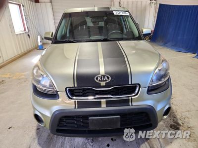 Piąte zdjęcie samochodu w środku: 2012 KIA SOUL BASE VIN:KNDJT2A55C7358952 - miniatura