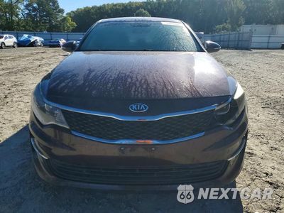 Piąte zdjęcie samochodu w środku: 2018 KIA OPTIMA LX VIN:5XXGT4L36JG227695 - miniatura