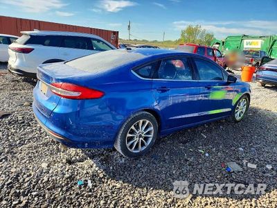 Trzecie zdjęcie samochodu z tyłu: 2017 FORD FUSION SE VIN:3FA6P0H78HR145005 - miniatura