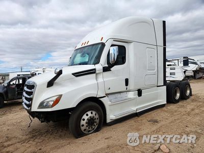2020 FREIGHTLINER CASCADIA 126 3AKJHHDR4LSLZ8141 - główne zdjęcie licytacji z USA - miniatura