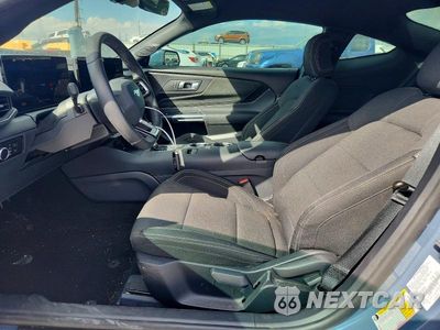 Zdjęcie 7 z 13 samochodu: 2025 FORD MUSTANG VIN:1FA6P8TH3S5101485 - miniatura
