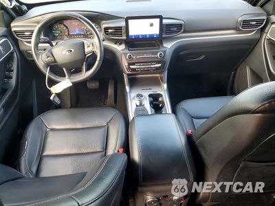 Zdjęcie 8 z 14 samochodu: 2020 FORD EXPLORER XLT VIN:1FMSK8DH1LGC06095 - miniatura