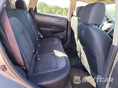 Zdjęcie 10 z 13 samochodu: 2013 NISSAN ROGUE S VIN:JN8AS5MT9DW032078 - miniatura