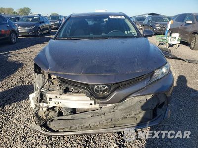 Piąte zdjęcie samochodu w środku: 2020 TOYOTA CAMRY LE VIN:4T1C11AK3LU867224 - miniatura