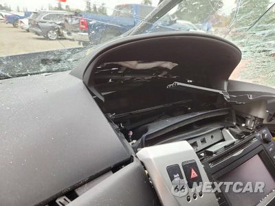 Zdjęcie 9 z 13 samochodu: 2012 TOYOTA PRIUS V THREE VIN:JTDZN3EU1C3090137 - miniatura