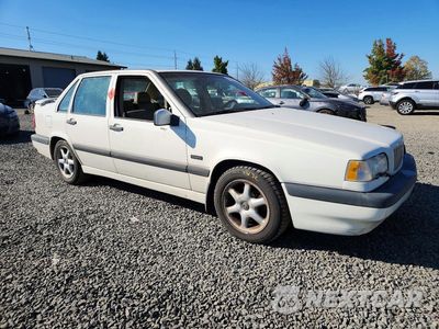 Czwarte zdjęcie samochodu z boku: 1997 VOLVO 850 T5 VIN:YV1LS5726V1389900 - miniatura
