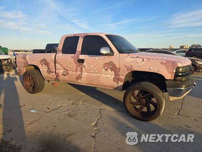 Czwarte zdjęcie samochodu z boku: 1999 CHEVROLET SILVERADO C1500 VIN:2GCEC19T3X1256907 - miniatura