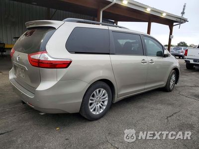 Trzecie zdjęcie samochodu z tyłu: 2016 TOYOTA SIENNA XLE 8-PASSENGER VIN:5TDYK3DC7GS711222 - miniatura