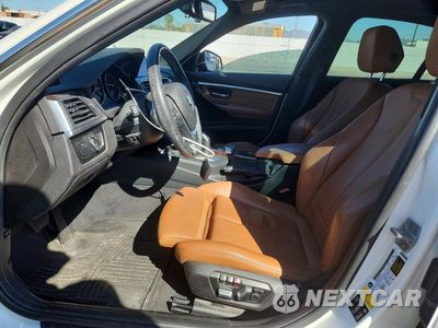 Zdjęcie 7 z 12 samochodu: 2017 BMW 330 XI VIN:WBA8D9G31HNU63160 - miniatura